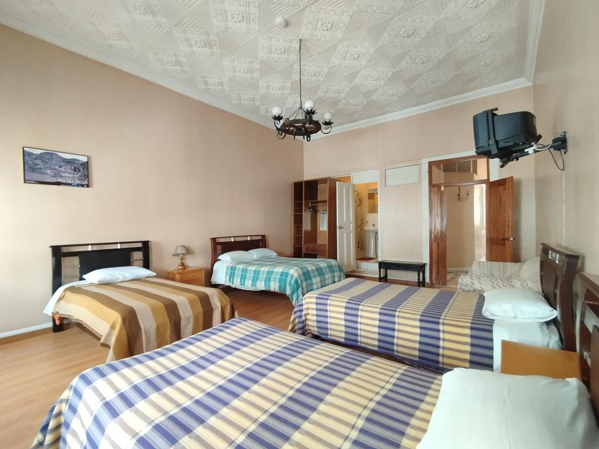 Great Location Bed And Breakfast Латакунґа Екстер'єр фото
